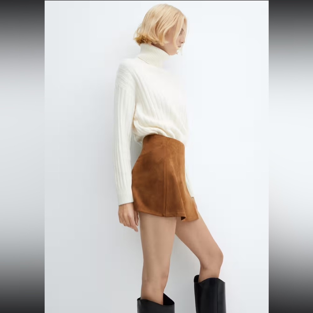 Mango MNG Suede Mini Skirt Tan / Cognac Size Medium